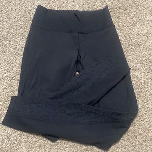 Lululemon black lace leggings